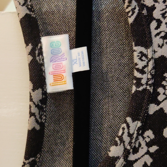 Casual to dressy! - Picture 3 of 3